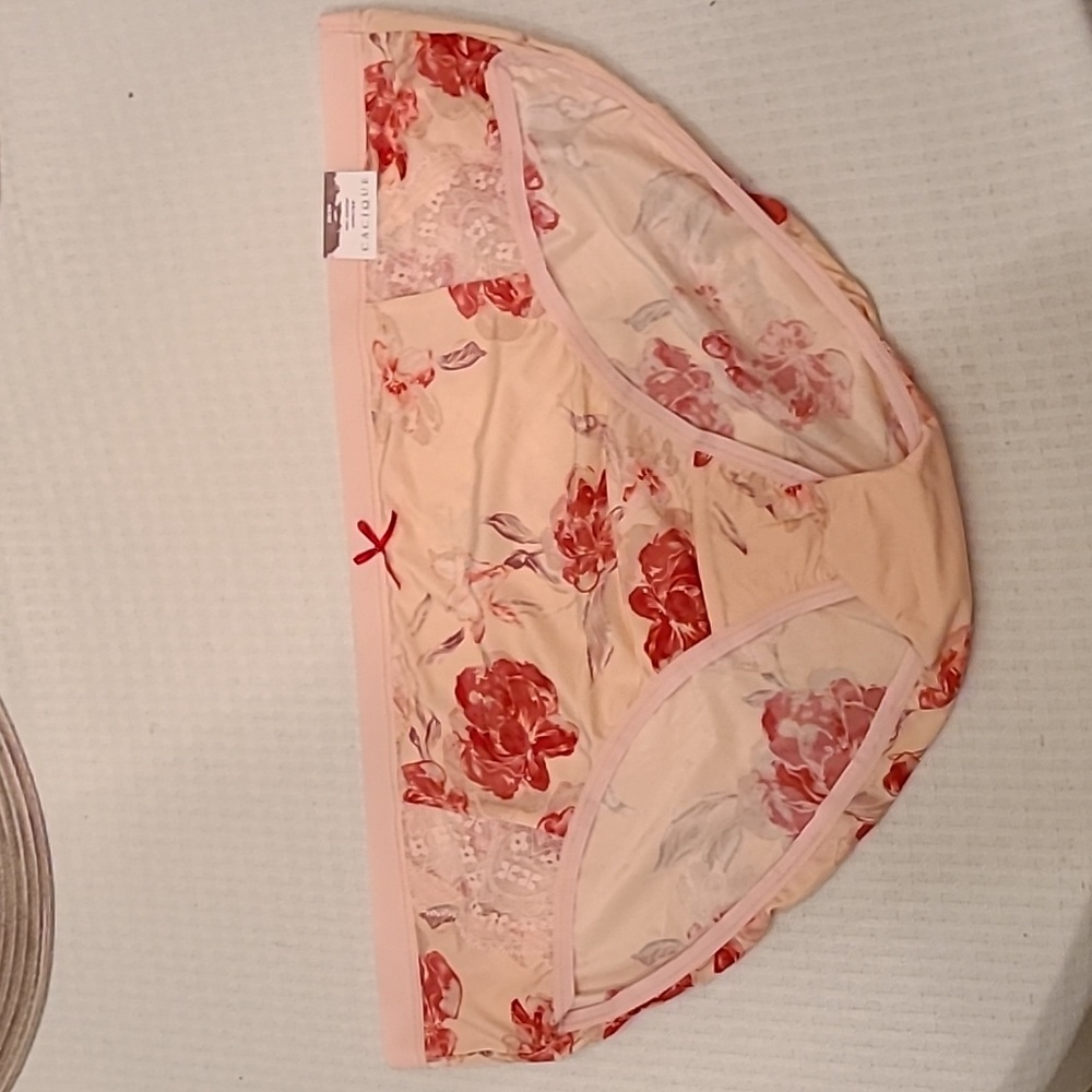 NWT Cacique No Show Hispter Panty